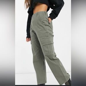 Hollister Olive green high rise ankle straight utility pants small